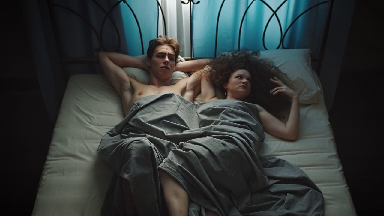 Руммейт 1 сезон 1 серия